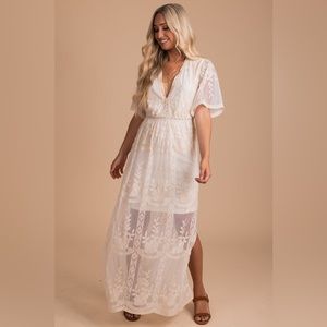 Bella Ella boutique white cream lace dress engagement photos, maternity photos